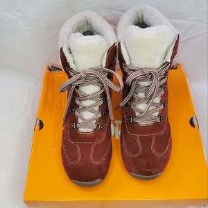 Women's Sporto Brown Waterproof boot
